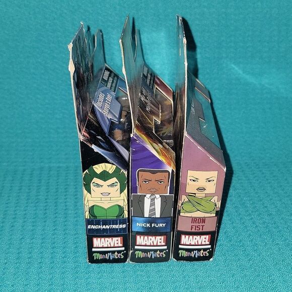 Avengers & Captain Marvel Minimates Bundle of 3 Sets w Figures & Accessories NEW - Picture 8 of 12